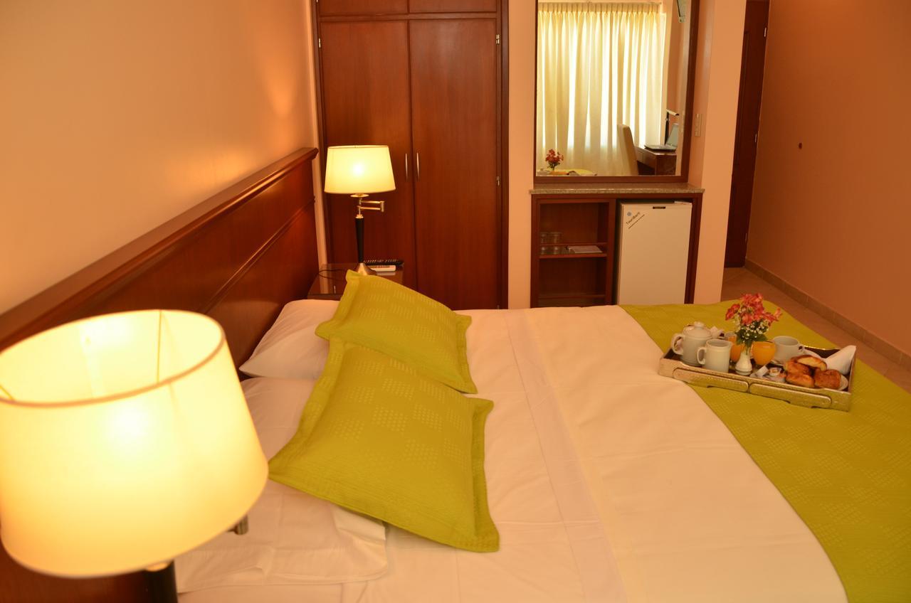 Realnoa Hotel Tartagal Buitenkant foto