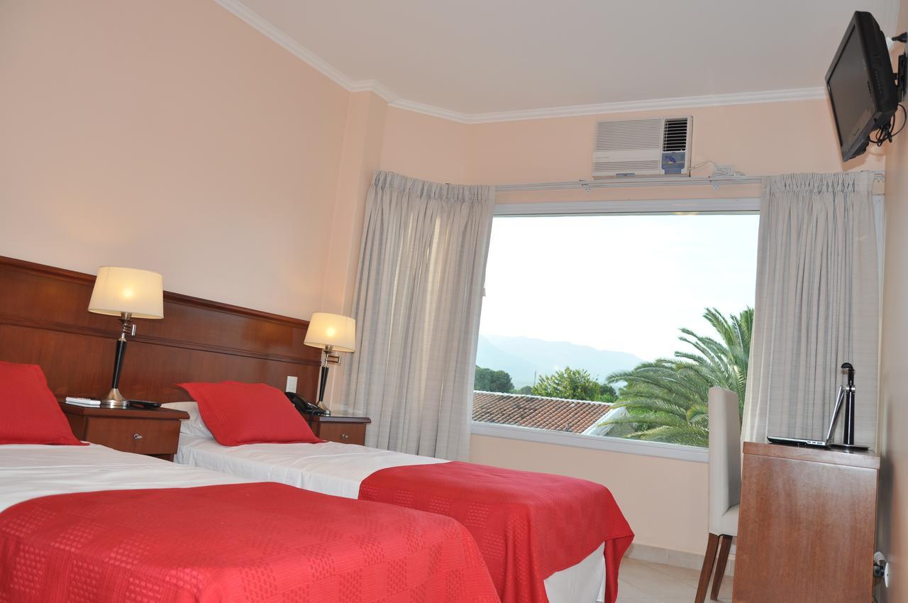 Realnoa Hotel Tartagal Buitenkant foto
